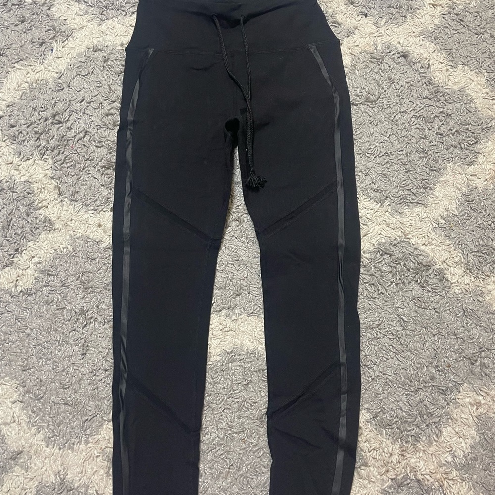 Alo leggings